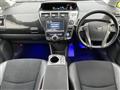 2013 Toyota PRIUS α