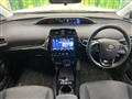 2019 Toyota Prius PHV