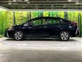 2019 Toyota Prius PHV