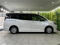 2014 Toyota Voxy