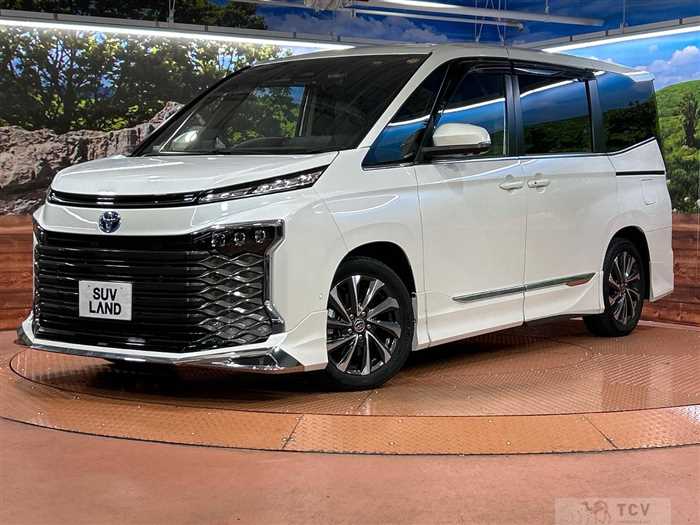 2022 Toyota Voxy