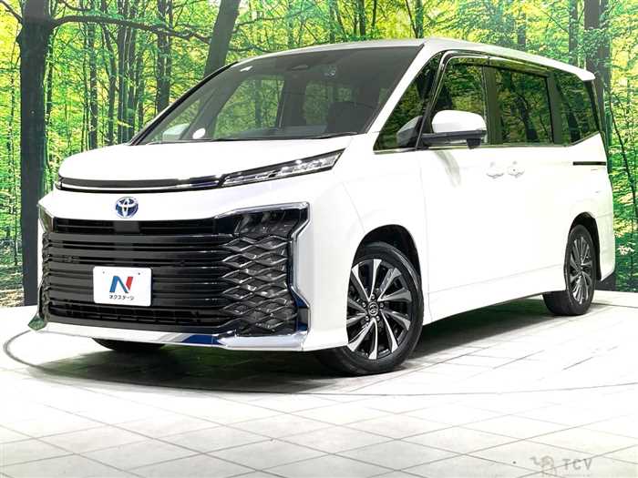 2023 Toyota Voxy