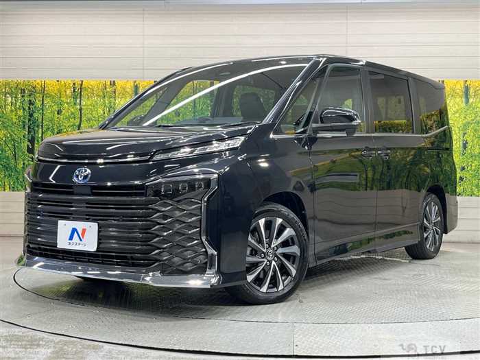 2023 Toyota Voxy