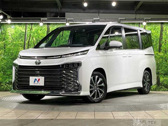 2025 Toyota Voxy