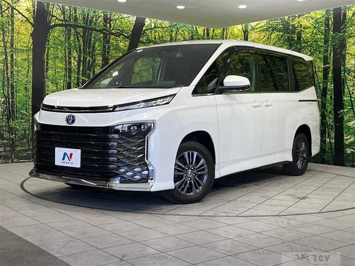 2022 Toyota Voxy