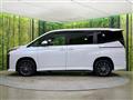 2022 Toyota Voxy
