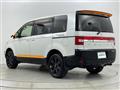 2017 Mitsubishi Delica D5