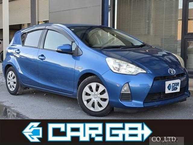 2013 Toyota AQUA