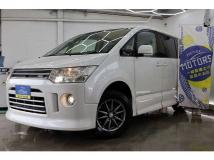 2007 Mitsubishi Delica D5