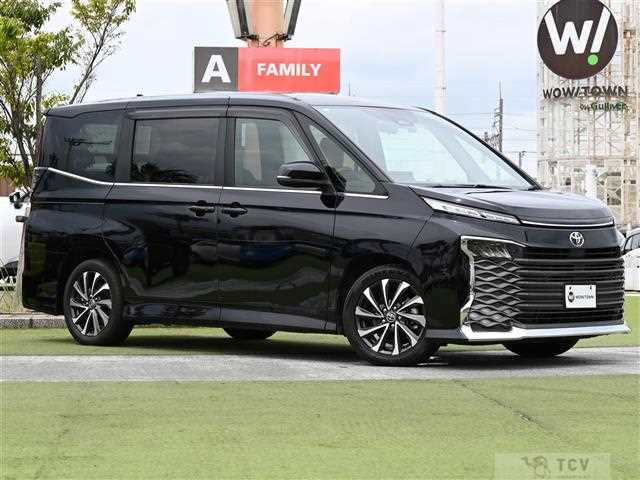 2023 Toyota Voxy