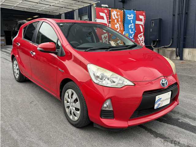 2012 Toyota AQUA