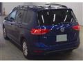 2016 Volkswagen Golf Touran