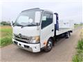 2023 Hino Dutro