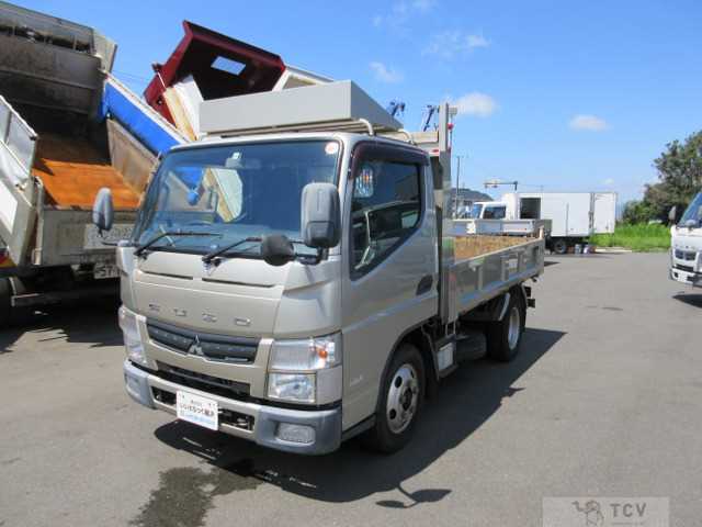 2014 Mitsubishi Canter