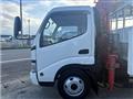 2005 Hino Dutro