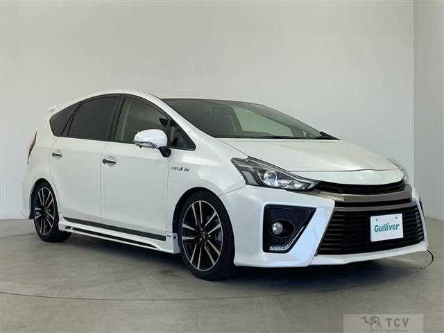 2017 Toyota PRIUS α