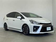 2017 Toyota PRIUS α