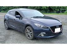 2014 Mazda Axela