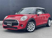 2020 BMW MINI