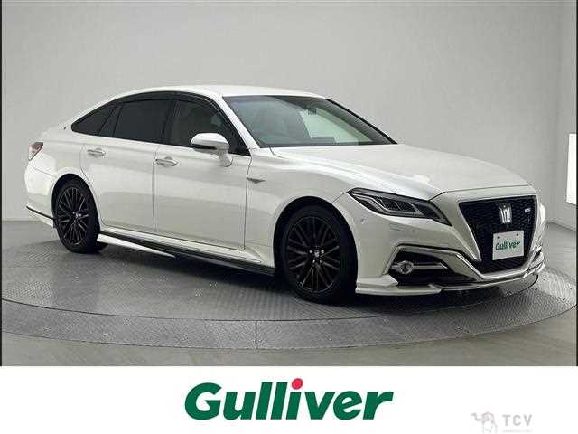 2019 Toyota Crown Hybrid