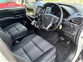 2017 Toyota Voxy