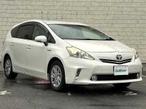 2013 Toyota PRIUS α