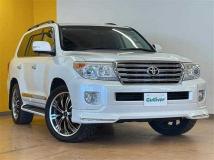 2013 Toyota Land Cruiser