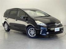 2014 Toyota PRIUS α