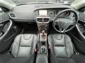 2020 Volvo V40