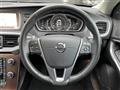2020 Volvo V40