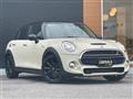 2017 BMW MINI