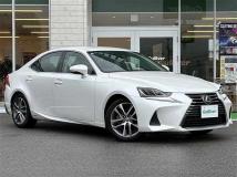 2019 Lexus IS