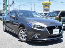 2013 Mazda Axela