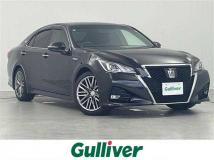 2016 Toyota Crown Hybrid