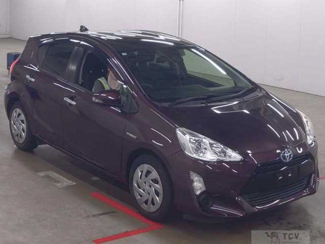 2017 Toyota AQUA