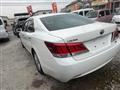 2014 Toyota Crown