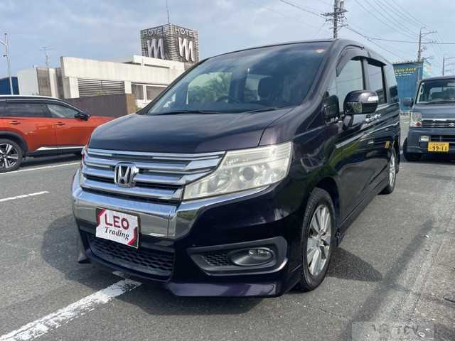 2013 Honda Step WGN