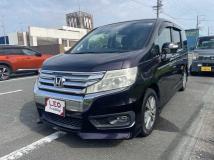 2013 Honda Step WGN