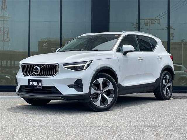 2023 Volvo XC40