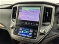 2013 Toyota Crown Royal Series