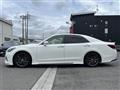 2018 Toyota Crown Hybrid