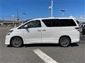 2013 Toyota Vellfire