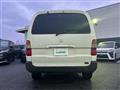 2004 Toyota Grand Hiace