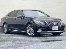 2016 Toyota Crown Majesta