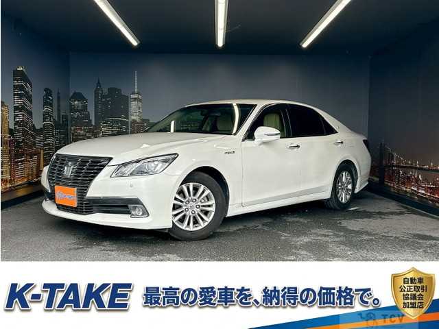 2013 Toyota Crown