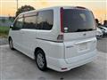 2009 Nissan Serena