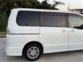 2009 Nissan Serena