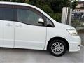 2009 Nissan Serena