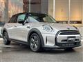 2022 BMW MINI