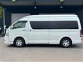 2016 Toyota Hiace Commuter